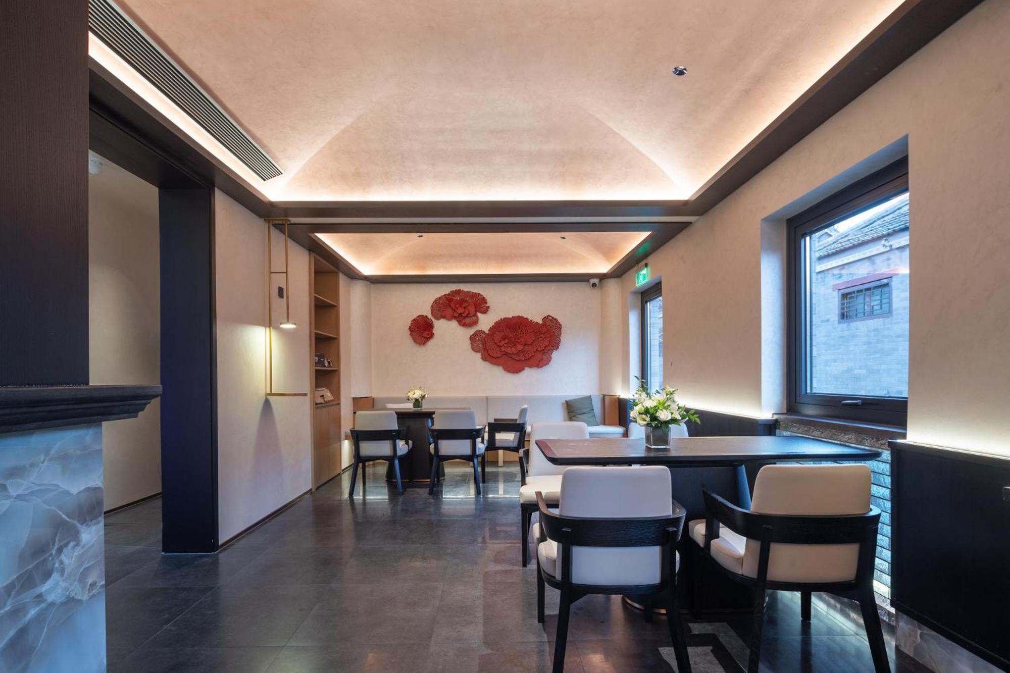 Happy Dragon Courtyard- Newly Renovated With French Windows, Near Tian'Anmen Forbidden City,Lama Temple And Heaven Temple, 3Minutes Walk From Subway,Fluent English Speaking With Tourist Sights Tickets Service ,Free Coffee &Laundry Service Pekín Exterior foto