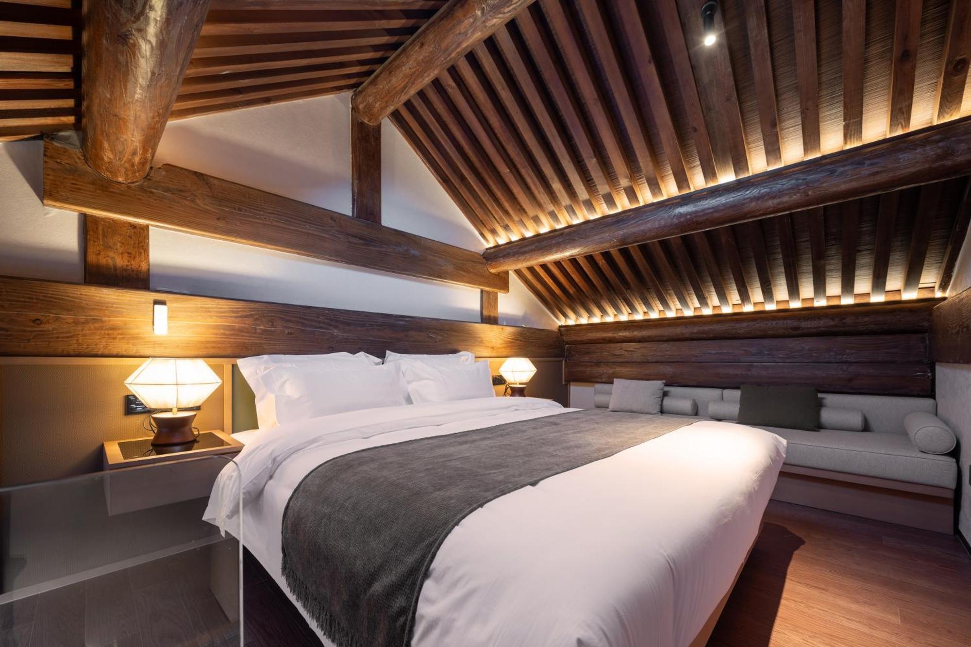 Happy Dragon Courtyard- Newly Renovated With French Windows, Near Tian'Anmen Forbidden City,Lama Temple And Heaven Temple, 3Minutes Walk From Subway,Fluent English Speaking With Tourist Sights Tickets Service ,Free Coffee &Laundry Service Pekín Exterior foto