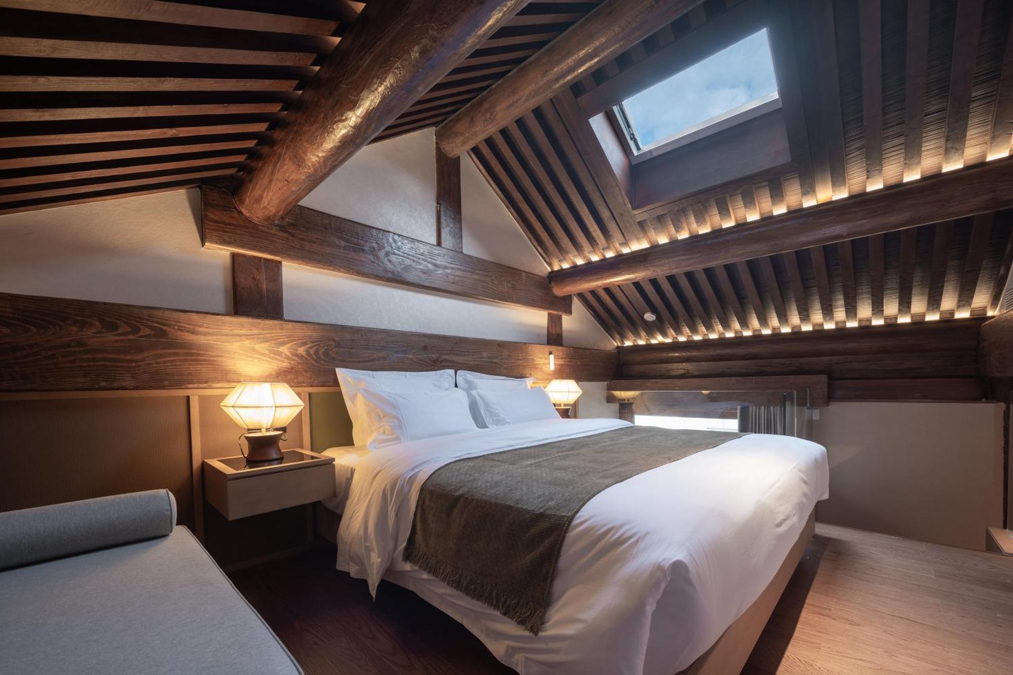 Happy Dragon Courtyard- Newly Renovated With French Windows, Near Tian'Anmen Forbidden City,Lama Temple And Heaven Temple, 3Minutes Walk From Subway,Fluent English Speaking With Tourist Sights Tickets Service ,Free Coffee &Laundry Service Pekín Exterior foto